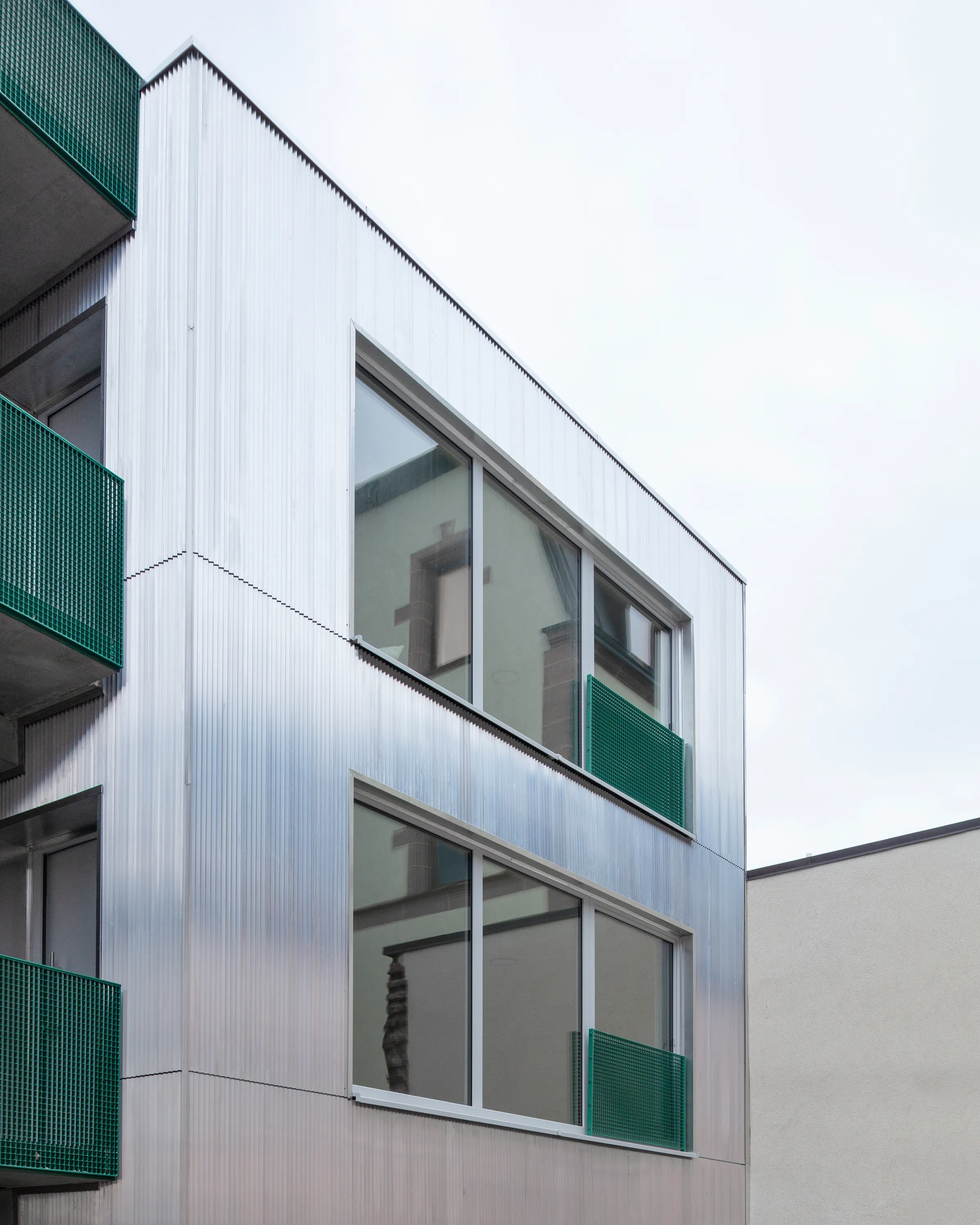 Hinterhofhaus „GINO“
